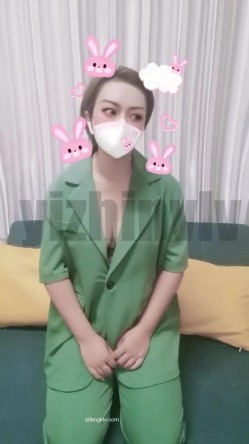 和老公闹别扭期间的事，讲的时候老公戴着耳机打游戏叫他也没反应还以为他没听见呢，结果。。 截图1
