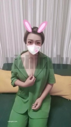 和老公闹别扭期间的事，讲的时候老公戴着耳机打游戏叫他也没反应还以为他没听见呢，结果。。 截图5