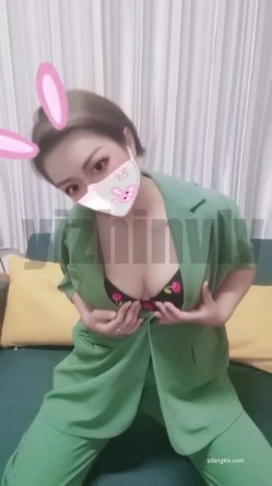 和老公闹别扭期间的事，讲的时候老公戴着耳机打游戏叫他也没反应还以为他没听见呢，结果。。 截图12