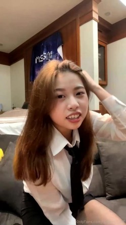 泡良大神性爱救火队「Xinyimark 」OF日常约炮露脸私拍 众多良家学生模特网红拜倒在炮王牛仔裤下 截图13