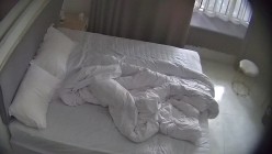 超极品女神女友 黄毛小帅带着校花女友开房 这妹子是真漂亮 扣了半天还上了道具 截图15