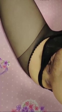 哥哥不在家嫂子由我来安抚 两个穴各种插哥哥太久没碰她了被我玩喷了好几次都不满足最后还开发了从未被哥哥涉足的屁眼 截图5