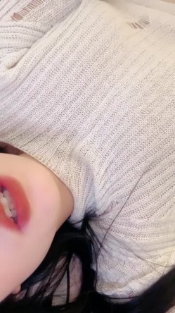 顶级名媛女神 初下海 【小妲己】 小蛮腰 大长腿 露脸 劲爆热歌裸舞 万里挑一 好美 截图3