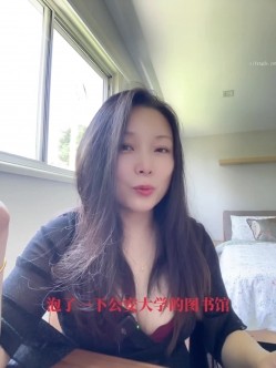 【一枝独秀sj】最新高价会员群内部福利，油管频道采访视频，换妻界鼻祖人物 截图2