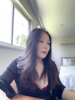 【一枝独秀sj】最新高价会员群内部福利，油管频道采访视频，换妻界鼻祖人物 截图13