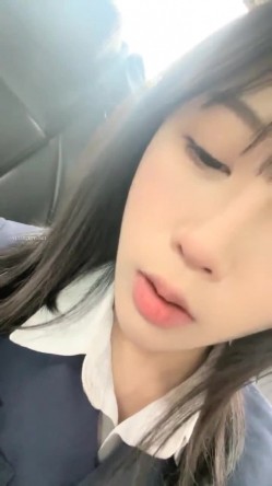 抖音网红！可爱至极！~【京鱼儿】大尺度粉穴天然美乳~哇塞，女神不常来，可遇不可求 截图13