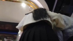 商城跟随偷窥跟男友逛街的眼镜小姐姐 皮肤白皙 性感大屁屁 截图6