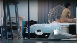 民宿酒店服务员猫眼高清偷拍 ️大学生情侣开房啪啪小哥调教女友像狗一样跪舔鸡巴 截图11