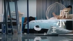 民宿酒店服务员猫眼高清偷拍 ️大学生情侣开房啪啪小哥调教女友像狗一样跪舔鸡巴 截图13