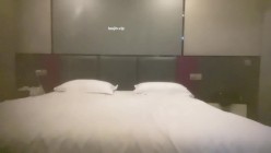 【牛牛探花】，两场上门漂亮小姐姐，年轻温柔，特写了粉穴，被插得水汪汪，淫荡佳作必看 截图8