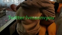 重磅炸弹！万人求档高门槛梦幻联动，顶级绿帽网红大咖联手【绿帽女友+你的大婊姐】私拍，当着男友的面给戴绿帽子 截图1