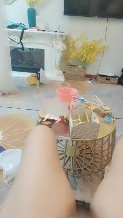 偷情男女尽情释放，全程露脸风骚的学妹配合小哥的各种抽插，边亲边草后入翘臀，风情迷人呻吟可射表情好骚啊 截图15