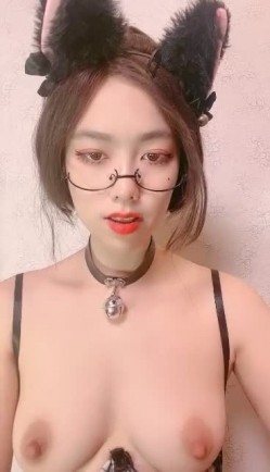 高质量小母狗！【苏苏豆】被干到翻白眼！男主完全没把小母狗当人，全身上下已经被完全开发 截图12