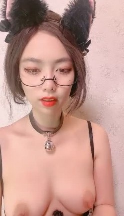 高质量小母狗！【苏苏豆】被干到翻白眼！男主完全没把小母狗当人，全身上下已经被完全开发 截图16