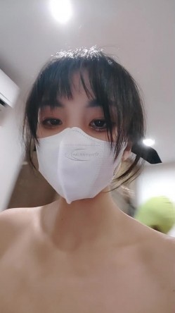 【媚黑群交】双飞黑哥 - 美少妇胜似掉进了淫窟 被三个黑鬼绑束操翻三洞 20Cm的黑屌太恐怖了 榨干老黑精液 截图12