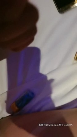 性药口爆S女王『晓可耐』午夜勾搭快递小哥无套啪啪磕炮 操出感觉J8淫水白浆 后入冲刺内射 高清源码录制 截图9