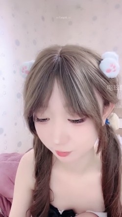 今年最美校花【邪恶双马尾】道具自慰 罕见收费房~尺度全开~全裸 截图2