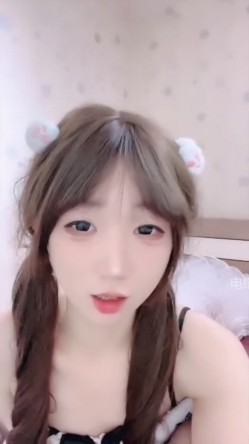 今年最美校花【邪恶双马尾】道具自慰 罕见收费房~尺度全开~全裸 截图13