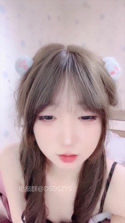 今年最美校花【邪恶双马尾】道具自慰 罕见收费房~尺度全开~全裸 截图14