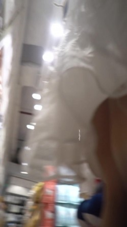 大神一路走一路抄底多位黑丝美女全是漂亮的小姐姐 截图9