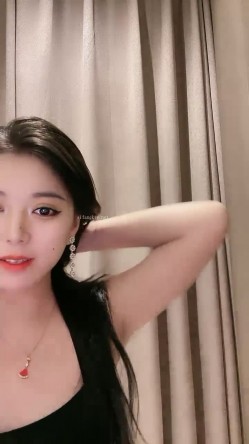 顶级颜值女模特【女模小草莓】掐脖子无套狂操白浆直流，渣男一点儿也不怜香惜玉狂干！ 截图2
