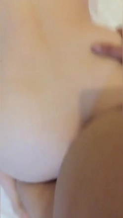 熟妇老骚逼语文老师，这奶子够玩一年了，很下胃口的骚穴，约出来酒店爆肝！ 截图10
