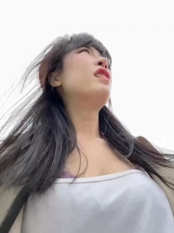 ️sp站极品熟女【yourkeer】穿着开档丝袜在户外商场厕所大胆诱惑自慰骚出天际 截图8