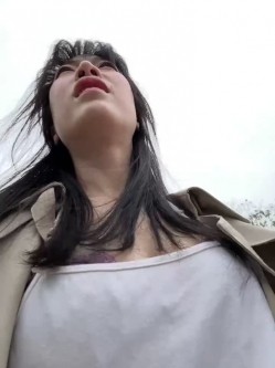 ️sp站极品熟女【yourkeer】穿着开档丝袜在户外商场厕所大胆诱惑自慰骚出天际 截图11