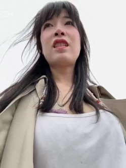 ️sp站极品熟女【yourkeer】穿着开档丝袜在户外商场厕所大胆诱惑自慰骚出天际 截图15