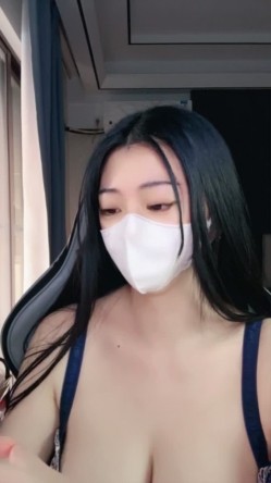兄弟们 超级大奶子 巨大无比【最爱喝奶茶】甩奶舞 性感内衣超好身材 看着就是爽 截图13