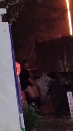 唿伦贝尔阿荣旗 一情侣在翻斗车野战被偷拍曝光，野战就是爽呀！ 截图7