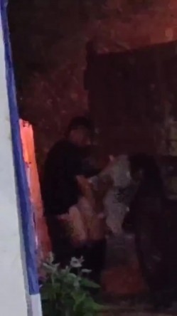 唿伦贝尔阿荣旗 一情侣在翻斗车野战被偷拍曝光，野战就是爽呀！ 截图12
