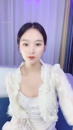 超高档御姐！长得像明星童X，无敌甜美大长腿，把美腿伸直了自慰，高价密码房，声音甜美喜欢唠嗑，9分高颜值分好身材 截图9