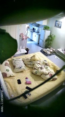 酒店偷拍 放假连续开房的学生情侣小哥恢复元气就要草妹子 截图14