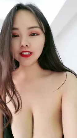 极品导弹巨乳主播【38H罩杯妹妹】挤奶诱惑超长100小时源码录制直播合集 截图3