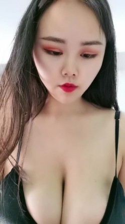 极品导弹巨乳主播【38H罩杯妹妹】挤奶诱惑超长100小时源码录制直播合集 截图13