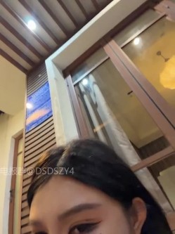 ️黑丝御姐【linjianvhai】极品网红脸御姐、长腿黑丝高跟职业装、自慰诱惑 截图1