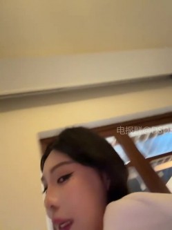 ️黑丝御姐【linjianvhai】极品网红脸御姐、长腿黑丝高跟职业装、自慰诱惑 截图16