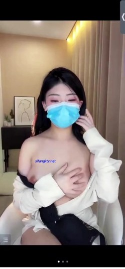 【极品豪乳 ️顶级美乳】抖音女神『莉莉安』最新热乎会议 颜值非常高 一对超顶的奶子 真的绝了《稀有稀有》超清4K原版 截图14