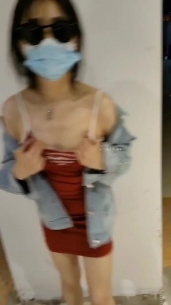 露出界天花板满级狂人！身材苗条性感网红【兔兔】私拍，学校公园商场各种场所人前露出翻屁眼露逼紫薇喷水 截图13