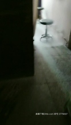 理发店老板娘表姐性瘾强一早上就想要 只有关门席地而战来个晨炮 饥渴骑乘无套就坐下去 骚浪一逼太欠操 高清源码录制 截图6