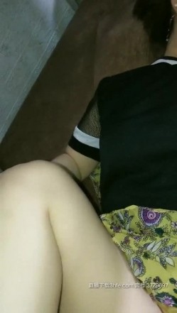 理发店老板娘表姐性瘾强一早上就想要 只有关门席地而战来个晨炮 饥渴骑乘无套就坐下去 骚浪一逼太欠操 高清源码录制 截图14