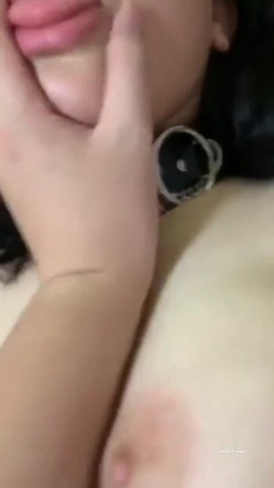 操小母狗 作为母狗漂不漂亮无所谓 关键要听话 还要有点肉 再配个大白奶子就完美了 截图3