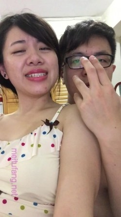《台湾情侣泄密》 ️分手后被渣男曝光隐私的明星脸美女 截图6