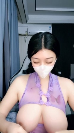 兄弟们 超级大奶子 巨大无比【最爱喝奶茶】甩奶舞 性感内衣超好身材 看着就是爽 截图6