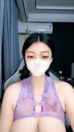 兄弟们 超级大奶子 巨大无比【最爱喝奶茶】甩奶舞 性感内衣超好身材 看着就是爽 截图12