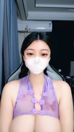 兄弟们 超级大奶子 巨大无比【最爱喝奶茶】甩奶舞 性感内衣超好身材 看着就是爽 截图14