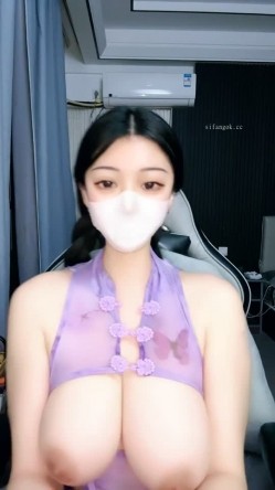 兄弟们 超级大奶子 巨大无比【最爱喝奶茶】甩奶舞 性感内衣超好身材 看着就是爽 截图16