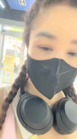 火爆健身尤物【健身桃桃】，高端场会牛郎嗑药操喷，欲望得到了充分释放，水不停，被操的高潮好多次 截图16