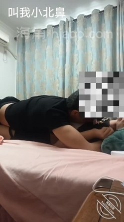 开门按住嘴巴就是干强奸上瘾女人干舒服了就不会再反抗 截图7